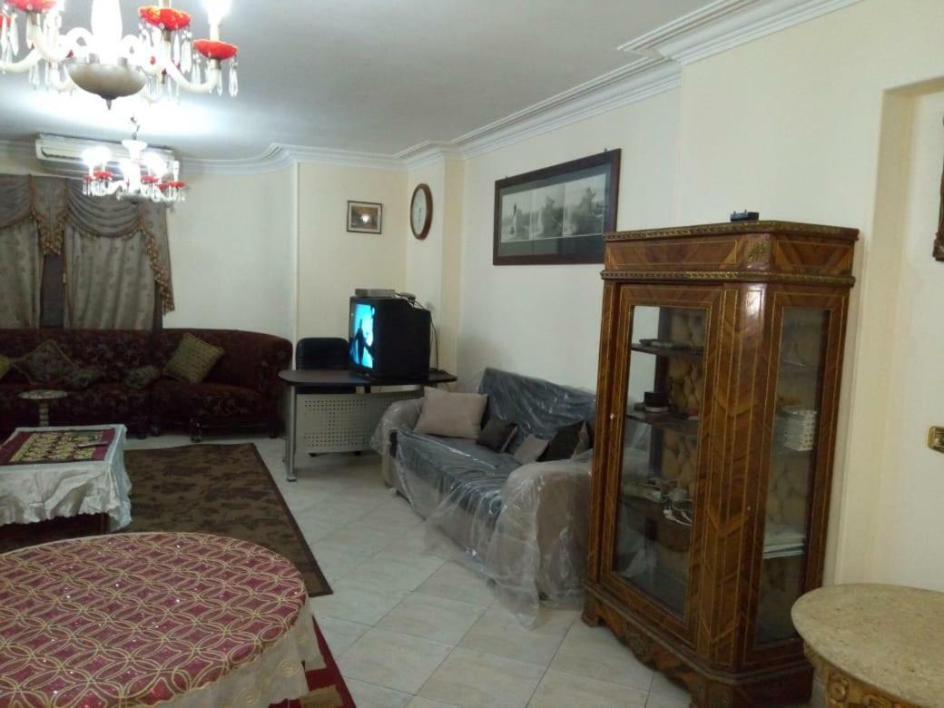 Your Dream Apartment In Agouza "Family Only" Il Il Cairo Esterno foto