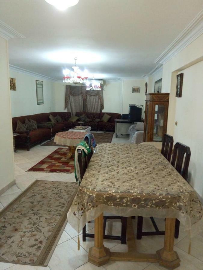 Your Dream Apartment In Agouza "Family Only" Il Il Cairo Esterno foto
